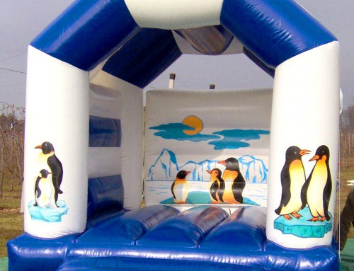 Hüpfburg Little Penguin mieten